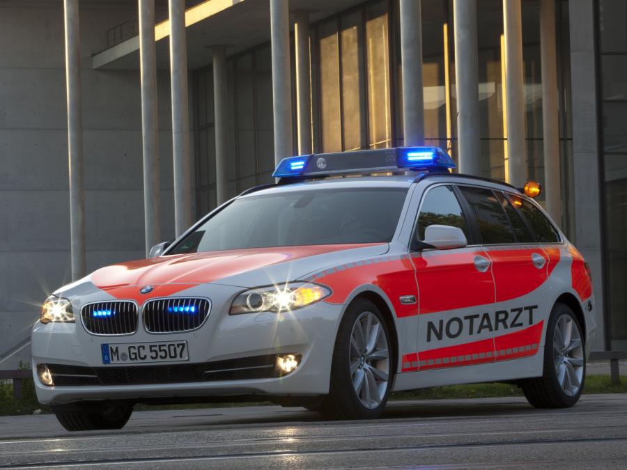 BMW 5-Series Touring Notarzt '2011